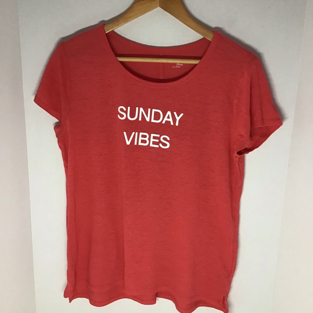 ❗Gap body “Sunday Vibes “ tee